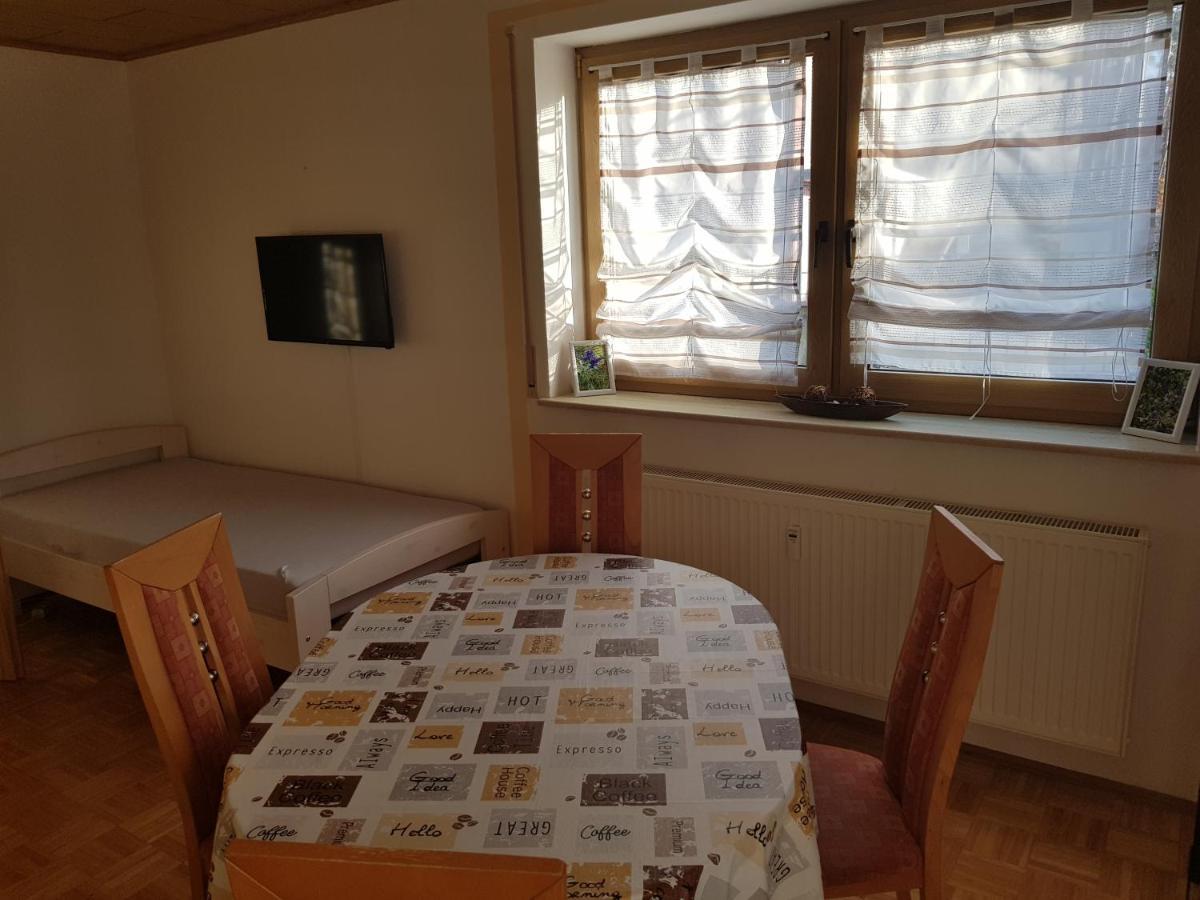 Apartment Am Riegelberg Oesdorf Exteriör bild